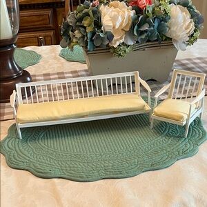 Barbie Vintage Futon and chair! Excellent vintage condition!